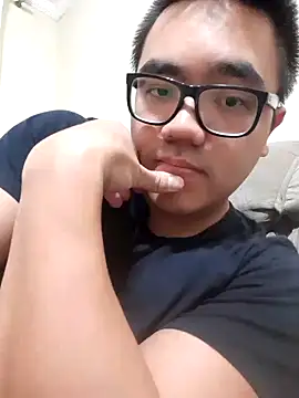 awesometeacher33 online show from 03/17/25, 05:27