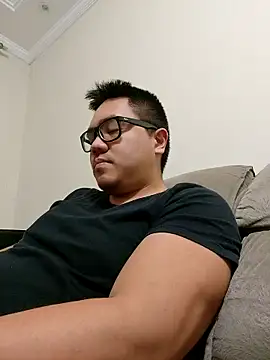 awesometeacher33 online show from 09/18/25, 03:53