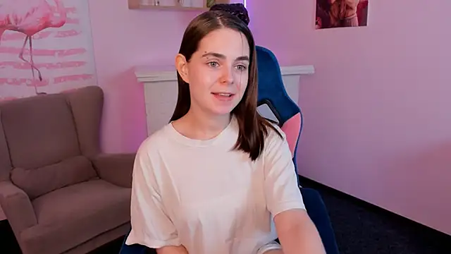 Velvetmimic  online show from 03/18/25, 12:28