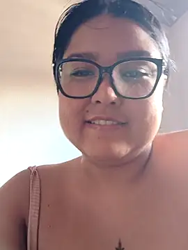 DianaGom online show from 02/15/26, 12:37