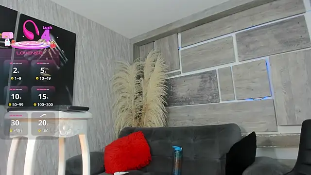 lunastorm  online show from 10/17/25, 08:21