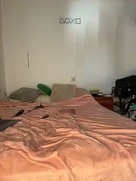 DarkVelvet online show from 11/11/25, 10:10