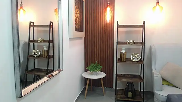 Snapshot of Coral_Lise chatting on 11/28/25, 11:10 Coral Lise online show from 11/28/25, 11:10