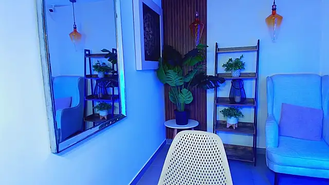 Snapshot of Coral_Lise chatting on 10/09/25, 11:22 Coral Lise online show from 10/09/25, 11:22