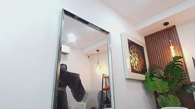 Snapshot of Coral_Lise chatting on 10/21/25, 11:09 Coral Lise online show from 10/21/25, 11:09