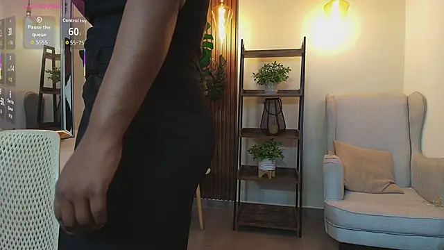 Snapshot of Coral_Lise chatting on 09/26/25, 11:06 Coral Lise online show from 09/26/25, 11:06