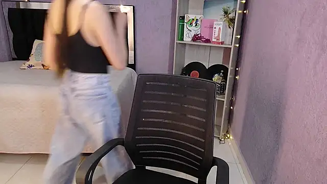 sweet c4ndy online show from 12/05/25, 06:50