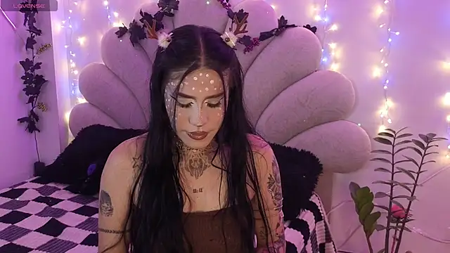 AnfisaLetyagho online show from 12/22/25, 10:43