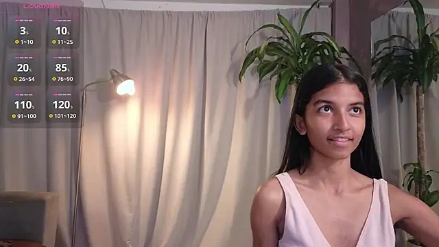 YuliethPetite online show from 02/11/26, 12:16