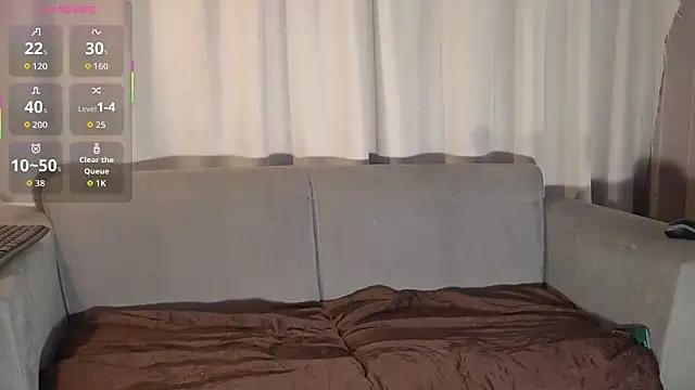 YuliethPetite online show from 02/08/26, 12:03