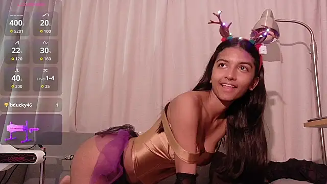 YuliethPetite online show from 10/21/25, 11:53