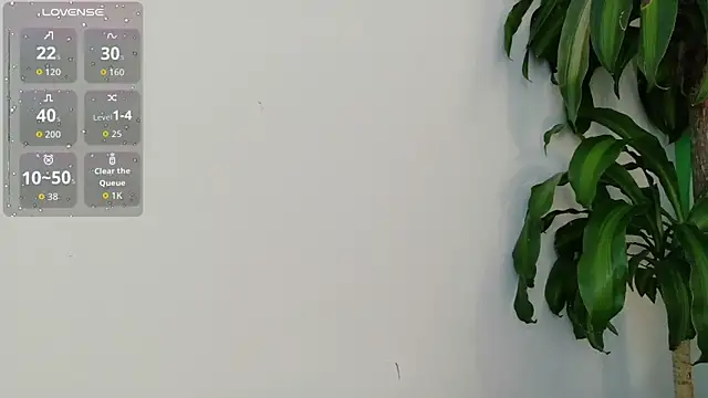 YuliethPetite online show from 05/26/26, 01:53