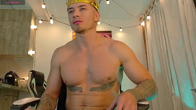 Ryannblue07 online show from 10/08/25, 11:16