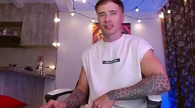 Ryannblue07 online show from 03/23/25, 01:20