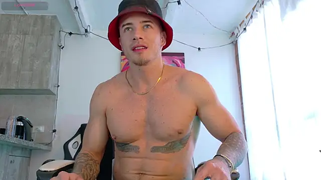 Ryannblue07 online show from 09/28/25, 08:16