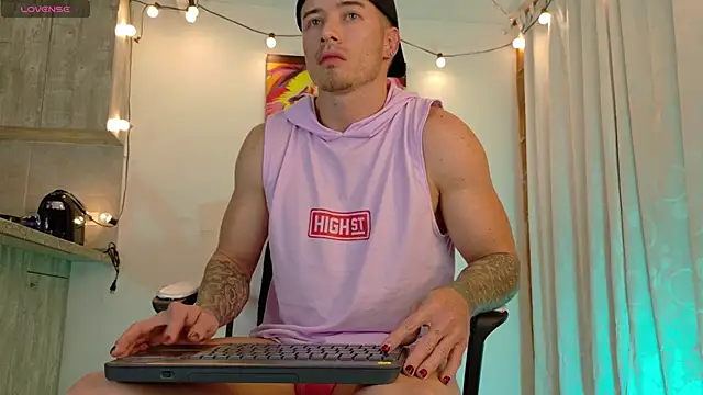 Ryannblue07 online show from 10/23/25, 11:36