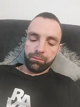 Snapshot of MaksDzubaV chatting on 09/23/25, 11:50 MaksDzubaV online show from 09/23/25, 11:50