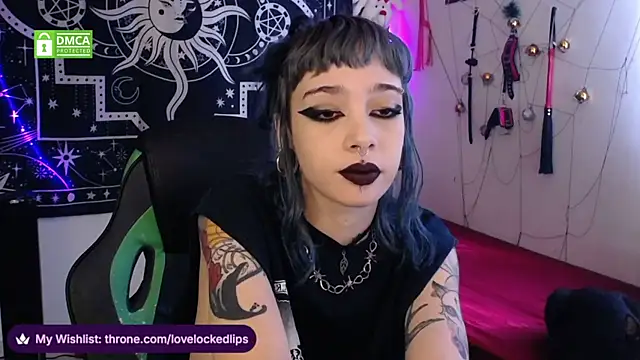 lovelockedlips online show from 12/15/25, 12:55