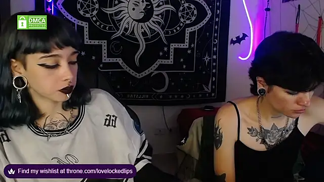 lovelockedlips online show from 11/11/25, 06:19