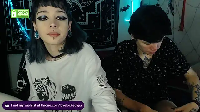 lovelockedlips online show from 11/14/25, 01:53