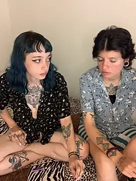 lovelockedlips online show from 01/18/26, 11:41