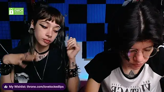 lovelockedlips online show from 05/13/26, 01:51