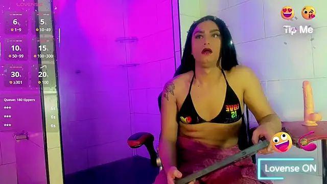 Snapshot of Dayana_Dias chatting on 09/14/25, 04:18 Dayana Dias online show from 09/14/25, 04:18