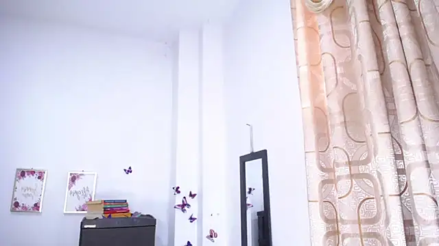 Lia Liaa online show from 03/01/26, 09:48