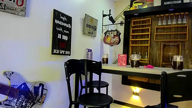 ValentinaJaramilloo online show from 05/01/26, 02:33