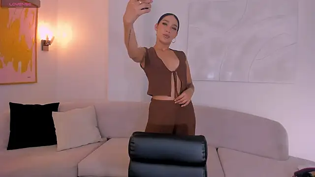 AmaliaCrus online show from 02/25/26, 07:25