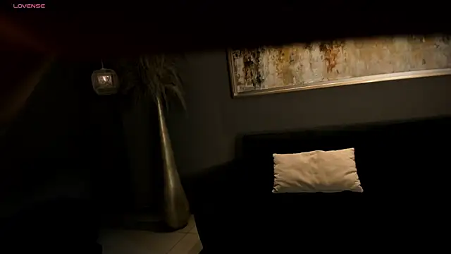 AmaliaCrus online show from 12/19/25, 08:11