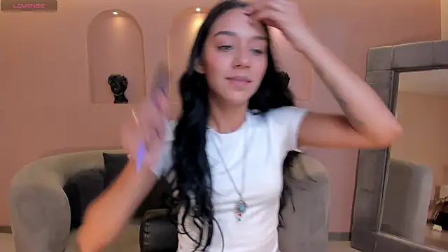 AmaliaCrus online show from 01/14/26, 08:23