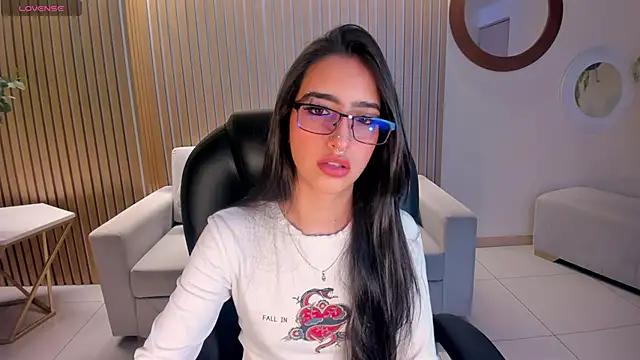 LarisaSmirnov online show from 10/22/25, 04:45