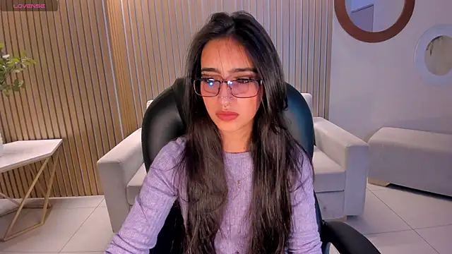 LarisaSmirnov online show from 10/24/25, 05:39