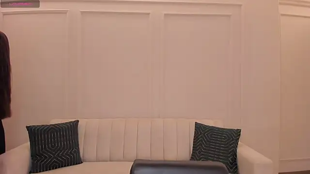 Snapshot of MaiaCollins chatting on 01/15/26, 06:22 MaiaCollins online show from 01/15/26, 06:22