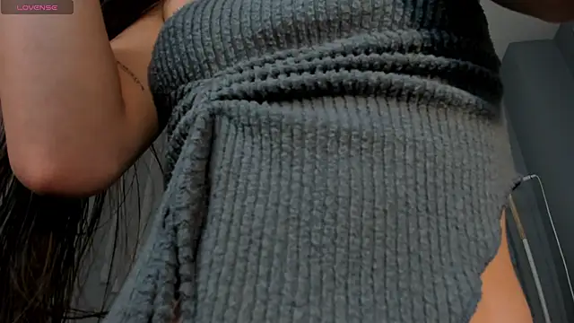 MaiaCollins online show from 11/20/25, 06:41