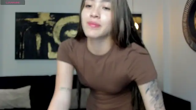 Snapshot of MaiaCollins chatting on 01/18/26, 05:49 MaiaCollins online show from 01/18/26, 05:49