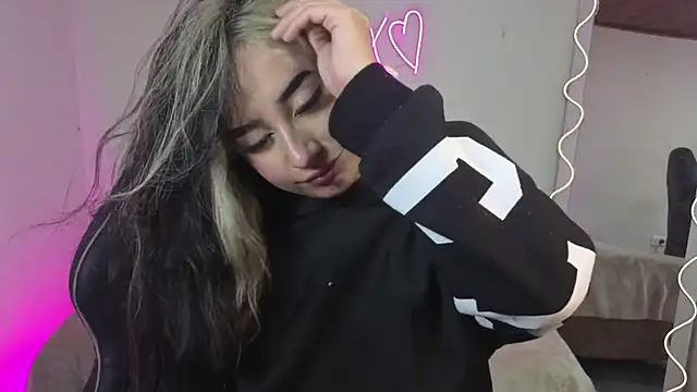 Malory tay1 online show from 11/15/25, 06:56