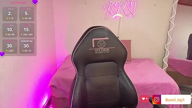 Malory tay1 online show from 11/12/25, 07:07