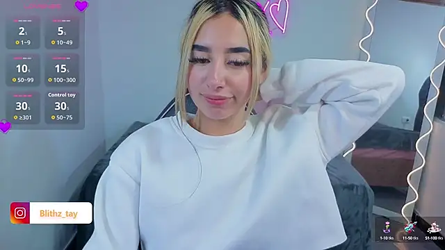 Malory tay1 online show from 09/26/25, 07:10