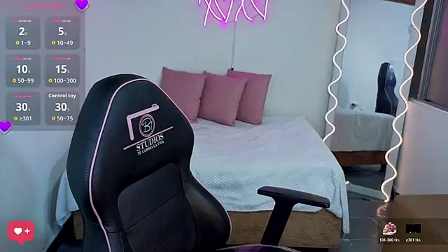 Malory tay1 online show from 10/18/25, 07:16