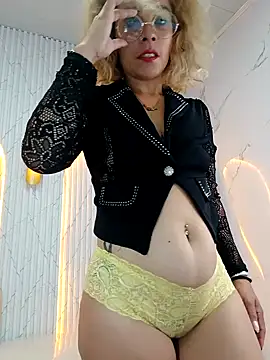 Snapshot of ferchisconejita chatting on 09/25/25, 02:34 ferchisconejita online show from 09/25/25, 02:34