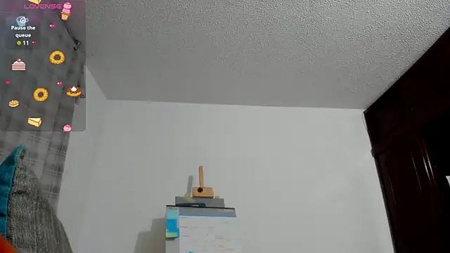 xx chloesex online show from 03/21/26, 12:45