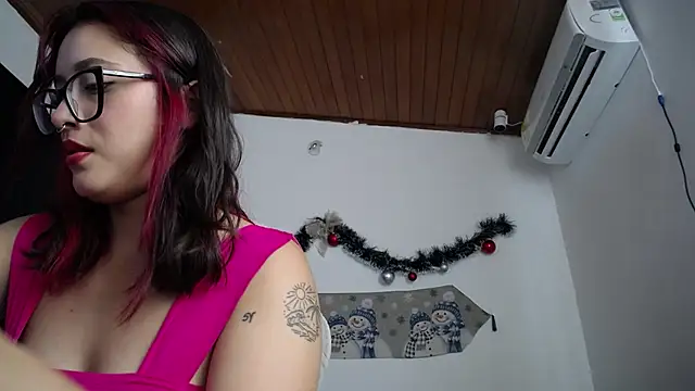 Snapshot of hubena_tg chatting on 12/15/25, 06:03 hubena tg online show from 12/15/25, 06:03