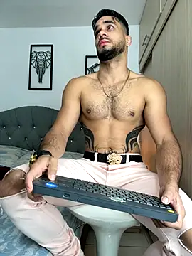 Maximiliano ford online show from 09/29/25, 10:33