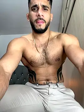 Maximiliano ford online show from 10/31/25, 09:06