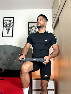 Maximiliano ford online show from 10/16/25, 10:23