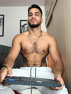 Maximiliano ford online show from 10/12/25, 10:38