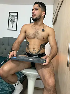 Maximiliano ford online show from 05/02/26, 10:42