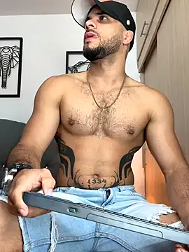 Maximiliano ford online show from 10/11/25, 10:38